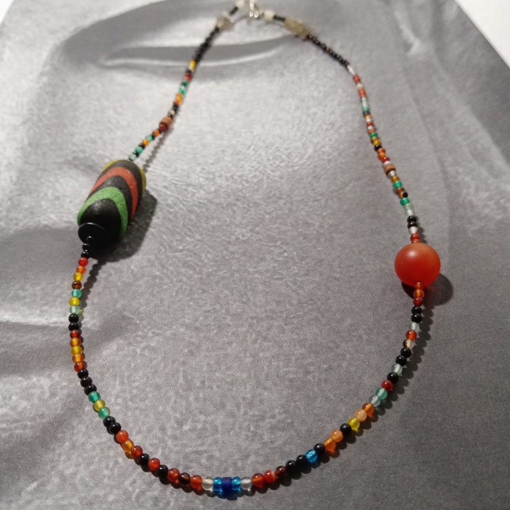 Agate handmade necklace by Oui Cherie Oui